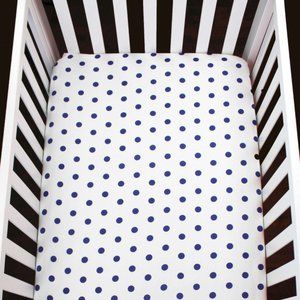 ORGANIC COTTON NAVY POLKA DOTS CRIB SHEET